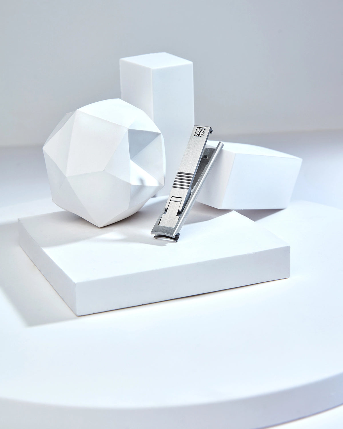 Nagelknipser TWIN S mattiert Box, 60 mm in Silber präsentiert im Onlineshop von KAQTU Design AG. Pflege ist von Zwilling Beauty