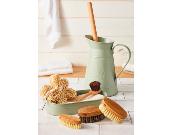 REDECKER WC-Bürstengarnitur Krug grau-grün in präsentiert im Onlineshop von KAQTU Design AG. Toilettenartikel ist von REDECKER