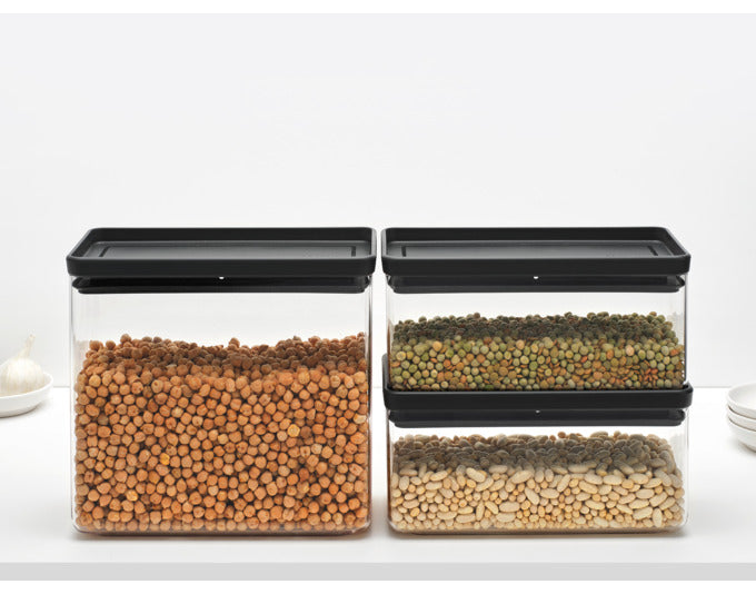 Entdecke das BRABANTIA Vorratsdosen Set Tasty+ in elegantem Dunkelgrau. Mit 3 praktischen Dosen hältst du deine Lebensmittel frisch und ordentlich!