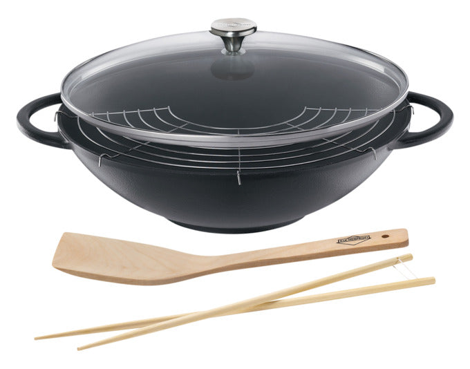 KÜCHENPROFI Wok-Set mit Glasdeckel und Zubehör Guss emailliert schwarz ø 36x9.5 cm in präsentiert im Onlineshop von KAQTU Design AG. Topf ist von KÜCHENPROFI