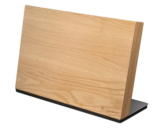 ZASSENHAUS Magnet-Messerblock Studio Eiche bis 8 Messer 36x12.5x23 cm in präsentiert im Onlineshop von KAQTU Design AG. Küchenhelfer ist von ZASSENHAUS