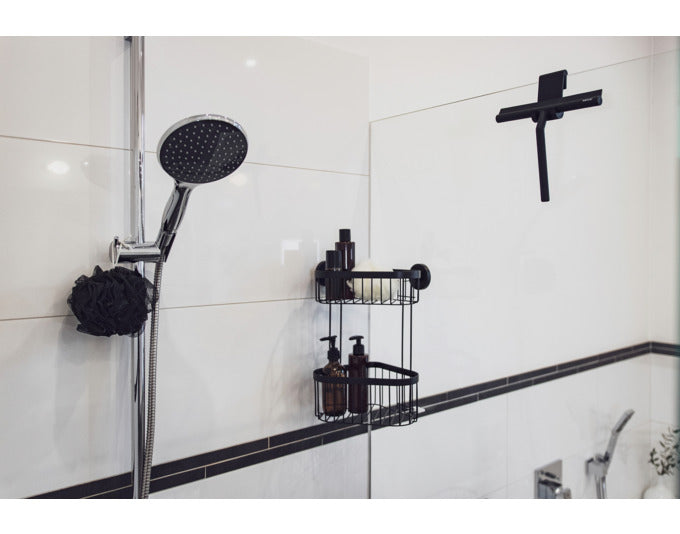 Der WENKO Duschwischer Mola in elegantem Schwarz sorgt für streifenfreie Duschwände und einfache Handhabung. Praktisch und stilvoll!