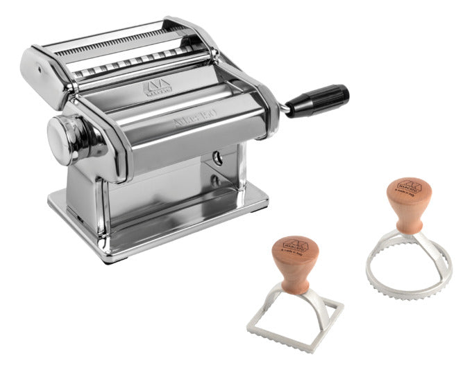 MARCATO Nudelmaschine Set Atlas 150 Classic mit 2 Raviolistempel ø5.8 und 4.8x4.8cm in präsentiert im Onlineshop von KAQTU Design AG. Küchengerät ist von MARCATO