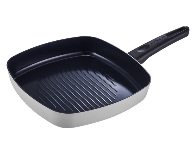 Elegante, langlebige INOX Nagelschere von Zwilling: 90mm, aus 18/10 Edelstahl, präzise, korrosionsbeständig, ergonomisch.