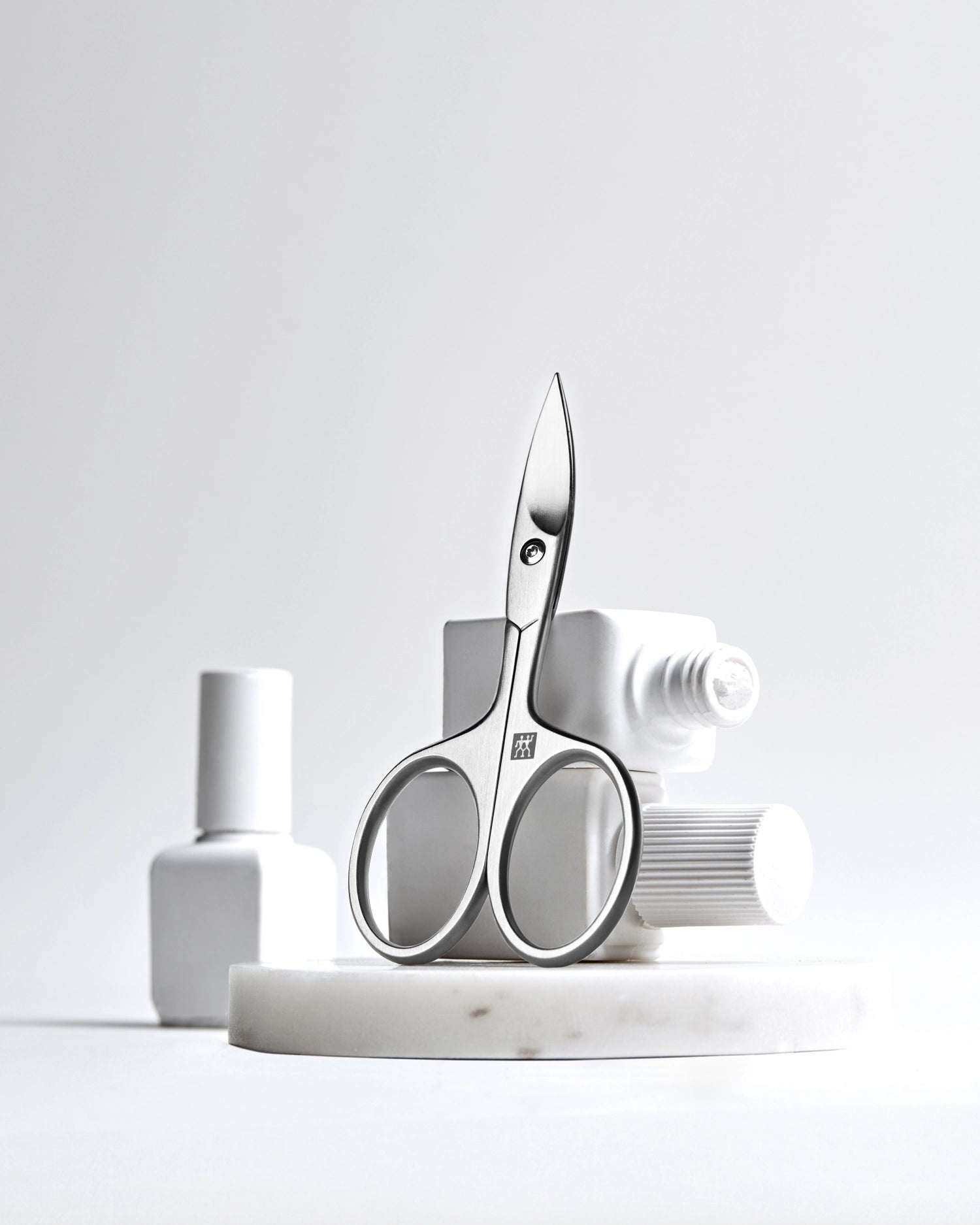 Nail scissors, matt 90mm