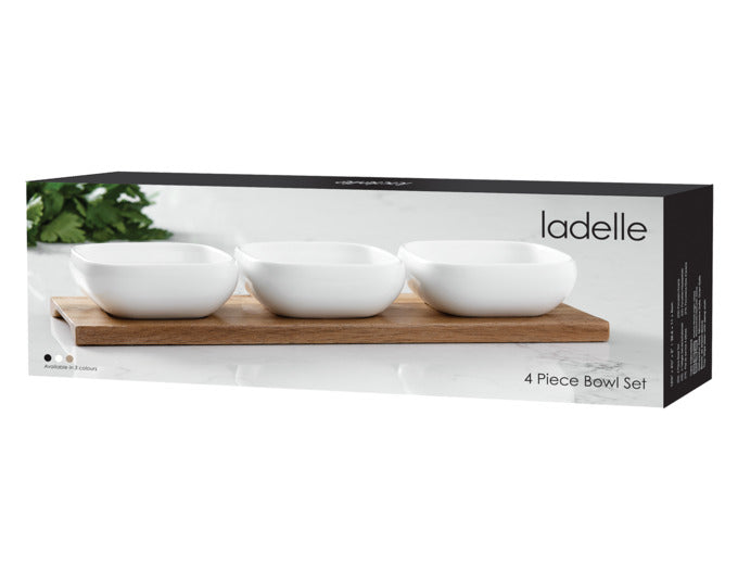 Stilvolles 4-teiliges Schalenset von LADELLE in Weiß, perfekt für Salate und Snacks. Maße: 32.5x11x5 cm, ideal für jeden Tisch.