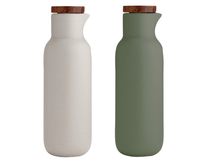 LADELLE Essig- und Öl-Set Essentials weiss/dunkelgrau ø 6.2x18.3 cm in präsentiert im Onlineshop von KAQTU Design AG. Öl & Essig ist von LADELLE