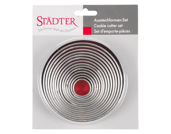 Entdecken Sie die vielseitigen STÄDTER Ausstecher Ringe / Kreise (ø 2.5–11 cm) für kreative Backideen. Ideal für Plätzchen und Desserts!