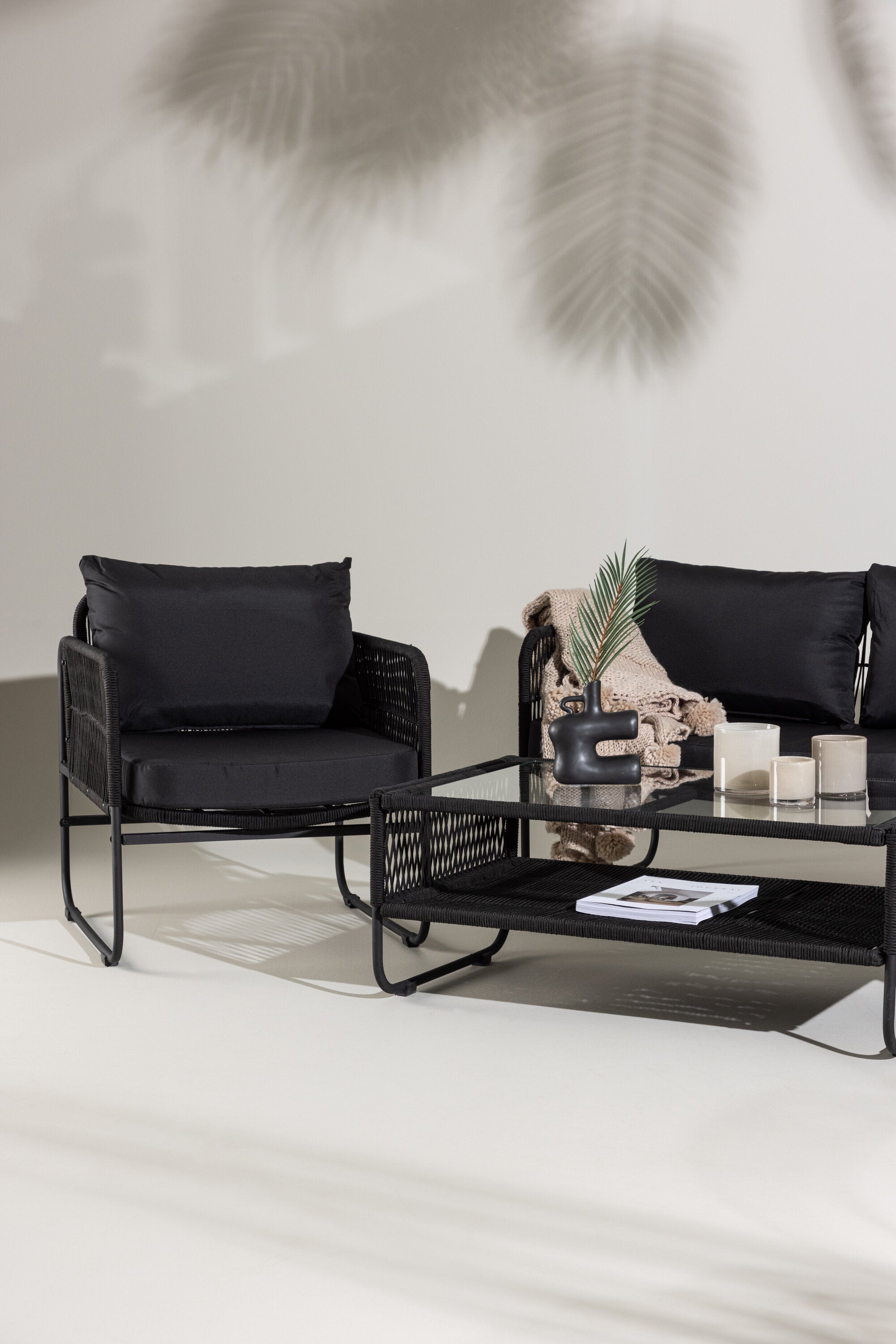 Utah Sofagarnitur in Schwarz präsentiert im Onlineshop von KAQTU Design AG. Loungeset ist von Venture Home