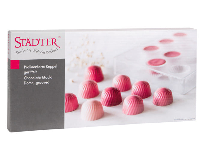 Entdecken Sie die STÄDTER Pralinenform Kuppel (13.5x27.5x2.5 cm) – ideal für kreative Pralinenkreationen. Robustes Polystyrol sorgt für perfekte Ergebnisse!