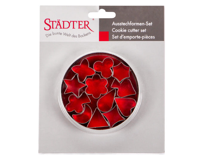 Entdecken Sie die STÄDTER Ausstecher in Dose mit 12 Motiven (3 cm) für kreative Backideen. Ideal für jeden Anlass und einfach zu handhaben!