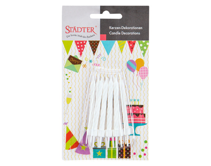 Verleihen Sie Ihrem Geburtstagskuchen mit den STÄDTER Geburtstagskerzen (7.5 cm) in Weiß den perfekten festlichen Touch. 10 Stück mit Halter für einfache Handhabung.