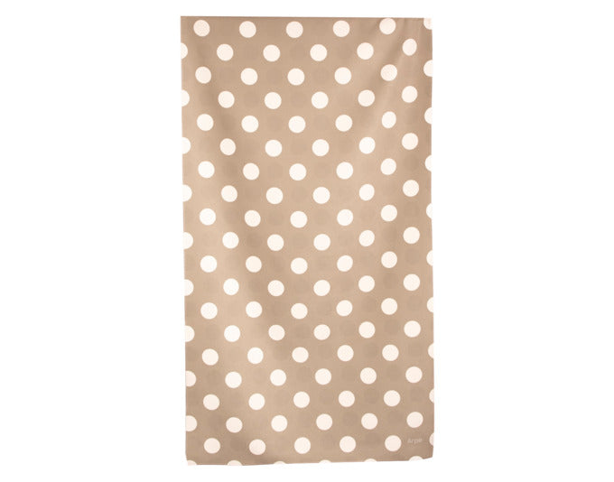 ARPE Handtuch dots olive green 50 x 95 cm in präsentiert im Onlineshop von KAQTU Design AG. Badzubehör ist von ARPE