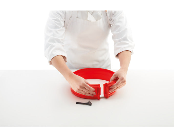 Entdecken Sie die LEKUE Springform mit Keramikplatte (ø 23 cm) – die perfekte Kombination aus Funktionalität und Eleganz für Ihre Backkreationen!