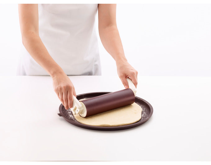 Entdecken Sie die LÉKUÉ Pizzabackmatte aus Silikon (ø 36 cm) für perfekte, knusprige Pizzen. Ideal für alle Pizza-Fans!