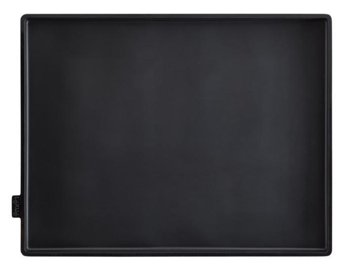 LÉKUÉ Backmatte mit Rand 40x30x1.2 cm Silikon in präsentiert im Onlineshop von KAQTU Design AG. Backutensilien ist von LEKUE