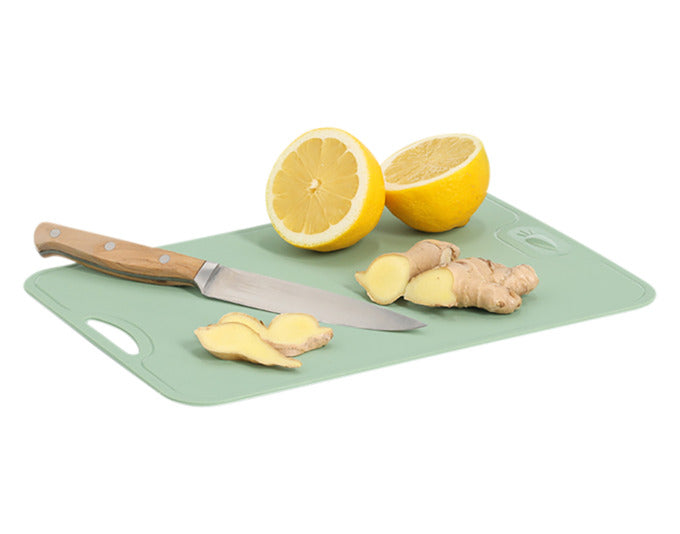 Entdecken Sie die ZELLER Schneidmatte aus Kunststoff in Salbei, 30x21x0.3 cm – ideal für hygienisches und platzsparendes Schneiden in Ihrer Küche.
