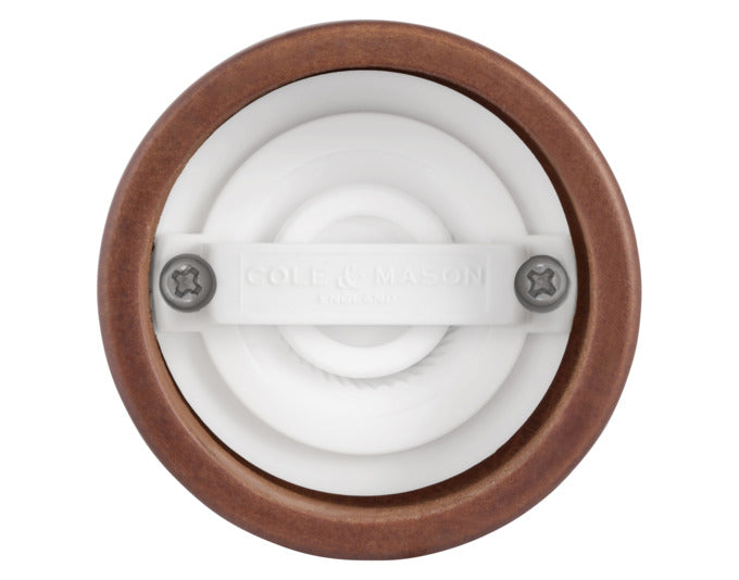 Entdecken Sie die COLE&MASON Salzmühle Millbank aus edlem Kastanienholz. Ergonomisch, elegant und individuell einstellbar – ein Must-Have für jede Küche!