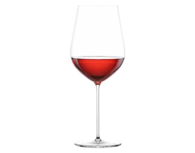 Entdecken Sie die Eleganz des ZWIESEL GLAS Rotweinglas Vuelo 130 im 2er Set. Ideal für Weinliebhaber, vereint es stilvollen Genuss mit hochwertiger Verarbeitung.