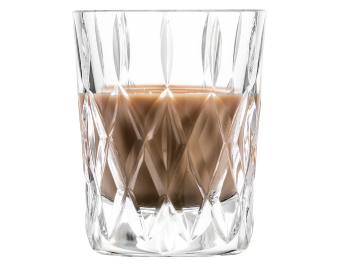 Entdecken Sie die eleganten Schnapsgläser Age 35 von ZWIESEL GLAS – ideal für stilvolle Anlässe und exquisite Getränkepräsentation.