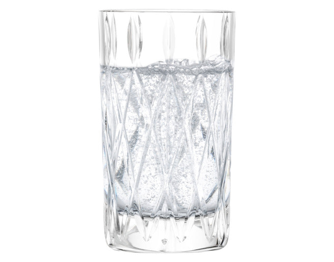 Entdecken Sie die SCHOTT ZWIESEL Allroundbecher Age 42 – ein Set aus 4 eleganten Gläsern, ideal für jeden Anlass. Hochwertig, vielseitig und spülmaschinenfest.