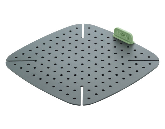 LÉKUÉ Silikonmatte für Heissluftfritteuse grau 22.5x22.5 cm in präsentiert im Onlineshop von KAQTU Design AG. Fondue/Raclette ist von LEKUE