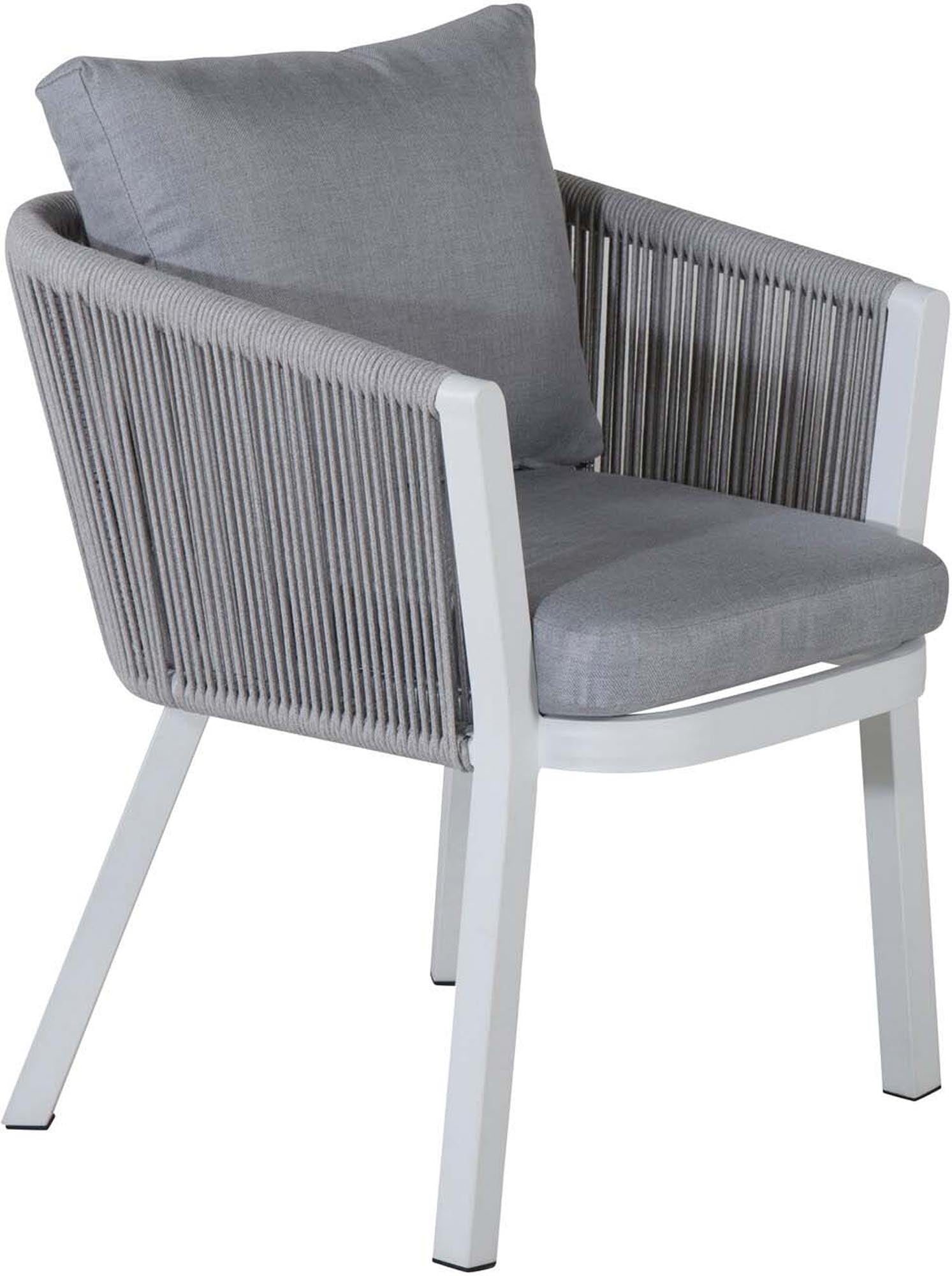 Eleganter Virya Gartenstuhl von Venture Home: Stilvolles Design, komfortable Armlehnen und langlebige Materialien für entspannte Stunden im Freien.