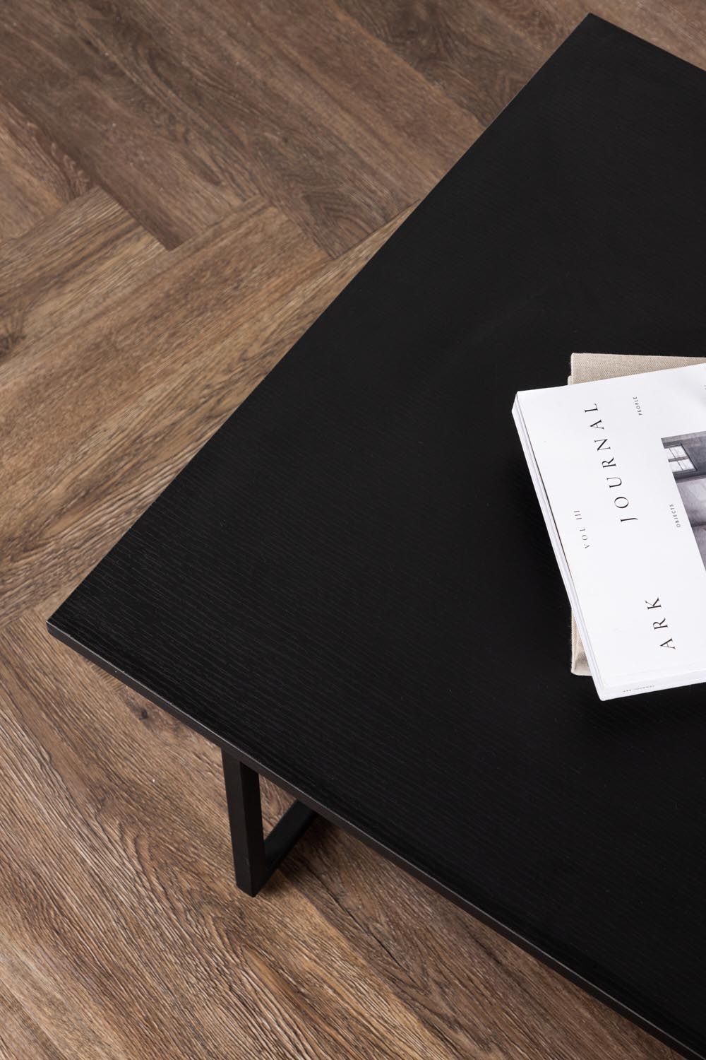 Pryor Beistelltisch in Schwarz präsentiert im Onlineshop von KAQTU Design AG. Beistelltisch ist von Venture Home