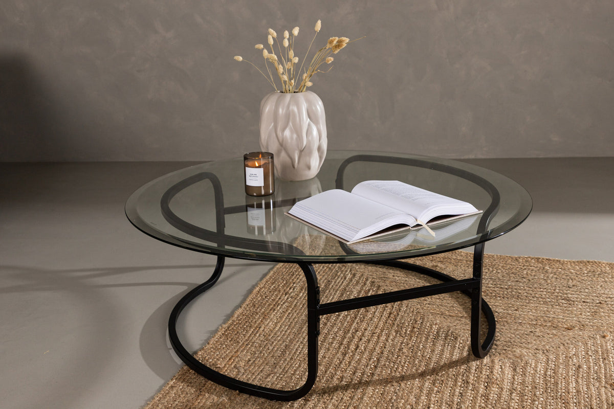 Lomma Beistelltisch in Schwarz präsentiert im Onlineshop von KAQTU Design AG. Beistelltisch ist von Furniture Fashion