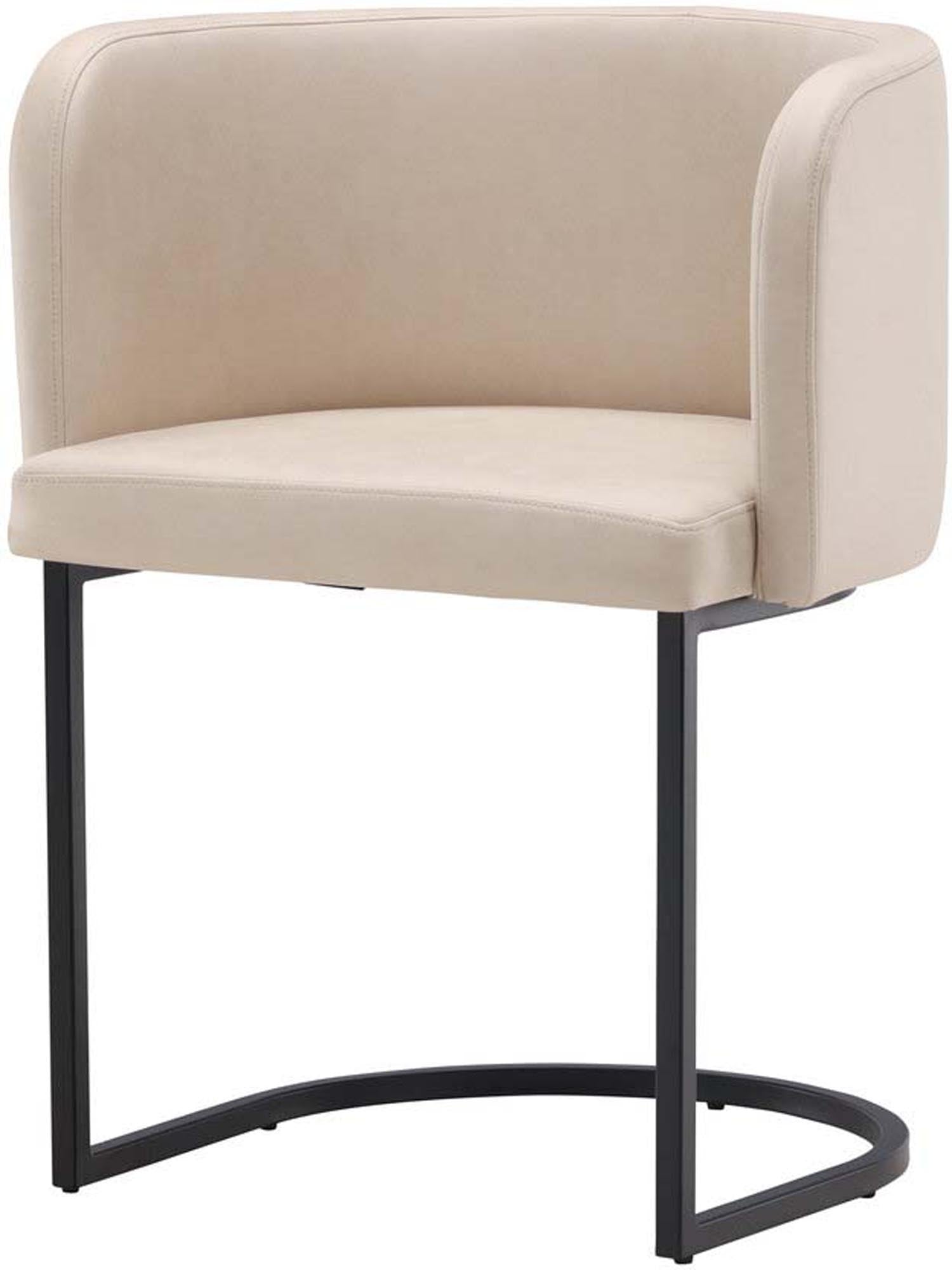 Bequemer Schalenstuhl Simrishamn in zartem Beige, perfekt für stilvolle Innenräume und entspannte Sitzgelegenheiten.