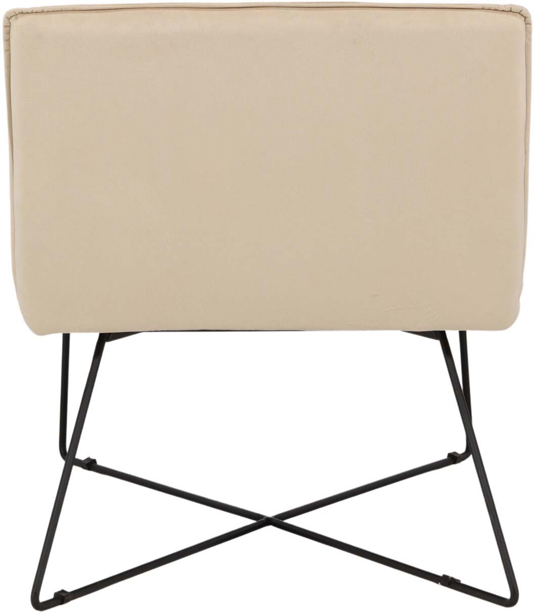 Entdecken Sie das X-Lounge Daybed von Venture Home: skandinavischer Minimalismus, weicher Samt und robuster Metallrahmen für höchsten Komfort.