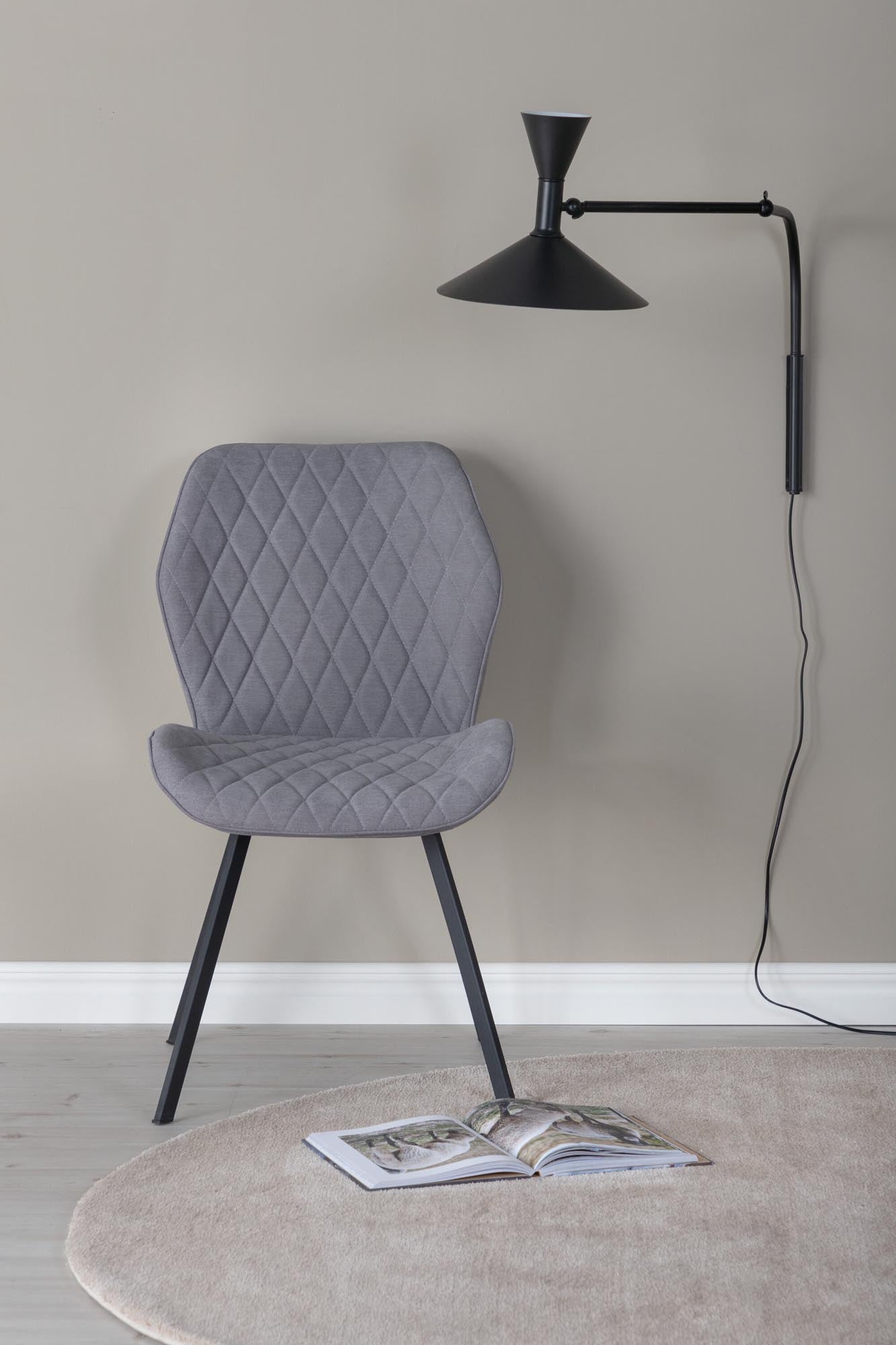 Gemma Stuhl in Grau präsentiert im Onlineshop von KAQTU Design AG. Stuhl ist von Venture Home