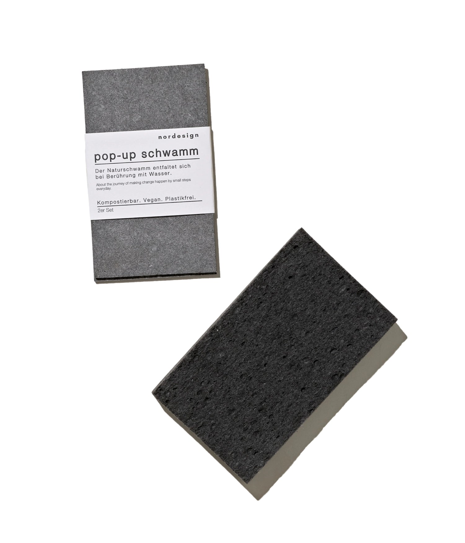 Entdecke den nachhaltigen 2er Set Pop-Up Schwamm von Nordesign. Umweltfreundlich, kompostierbar und ideal für die Reinigung in Küche und Bad.