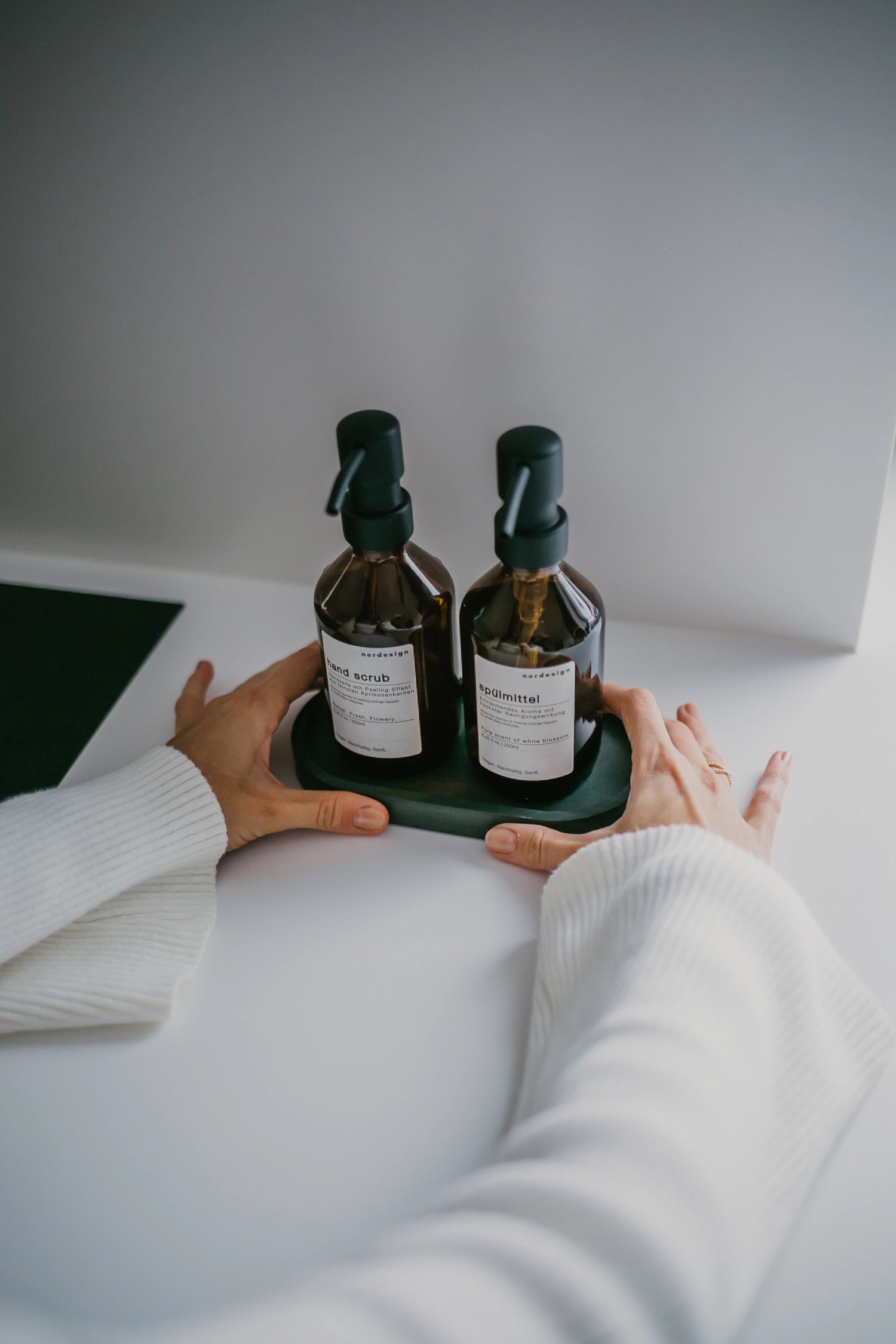 Concrete decorative tray Deep Black 18x9.5x1.7cm