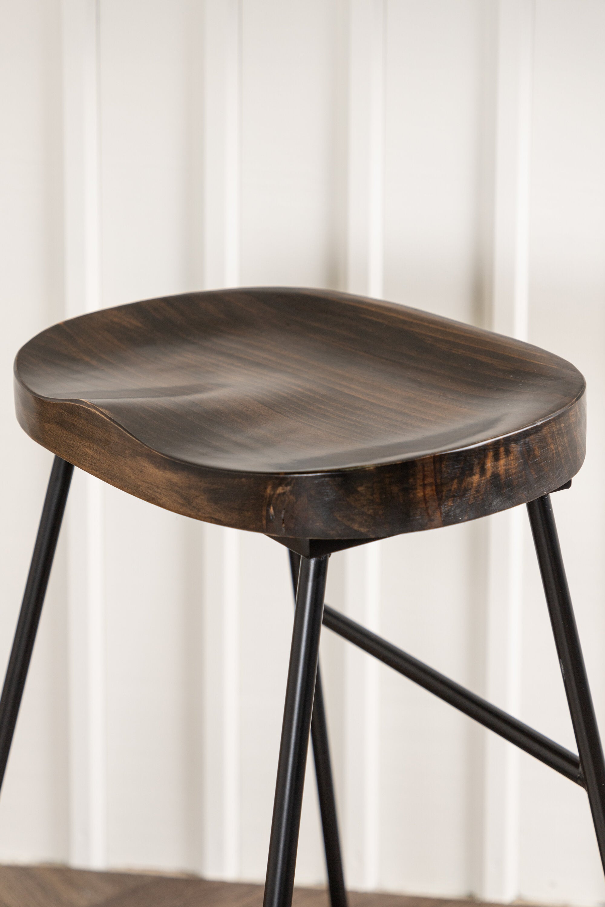 Ozark Barstuhl in Schwarz präsentiert im Onlineshop von KAQTU Design AG. Barhocker ist von Venture Home