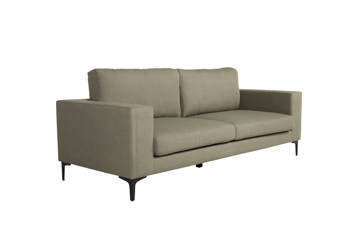 Bolero Sofa in Grün präsentiert im Onlineshop von KAQTU Design AG. 3er Sofa ist von Venture Home