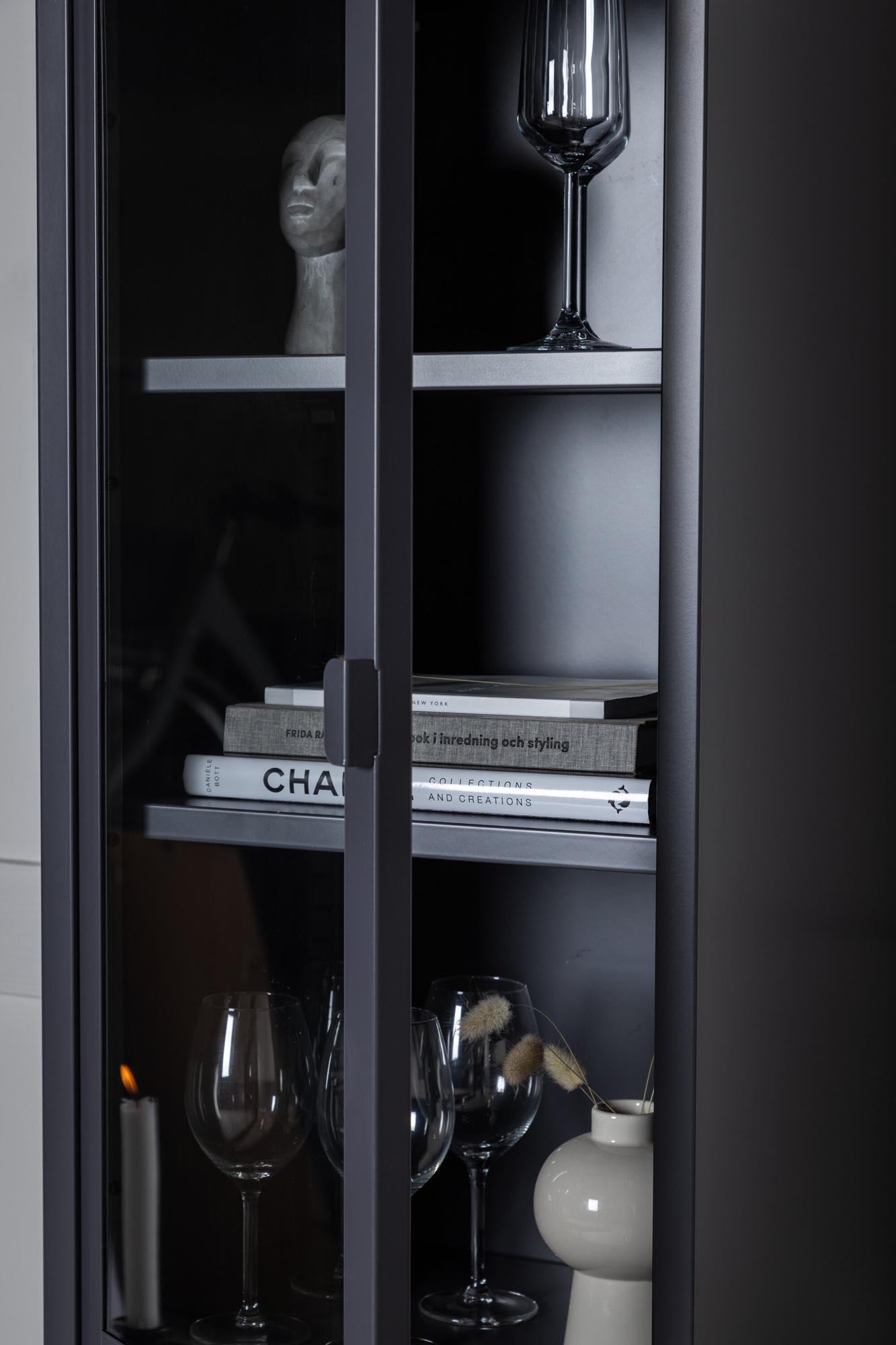 Mischa Kabinett in Grau präsentiert im Onlineshop von KAQTU Design AG. Cabinet ist von Venture Home