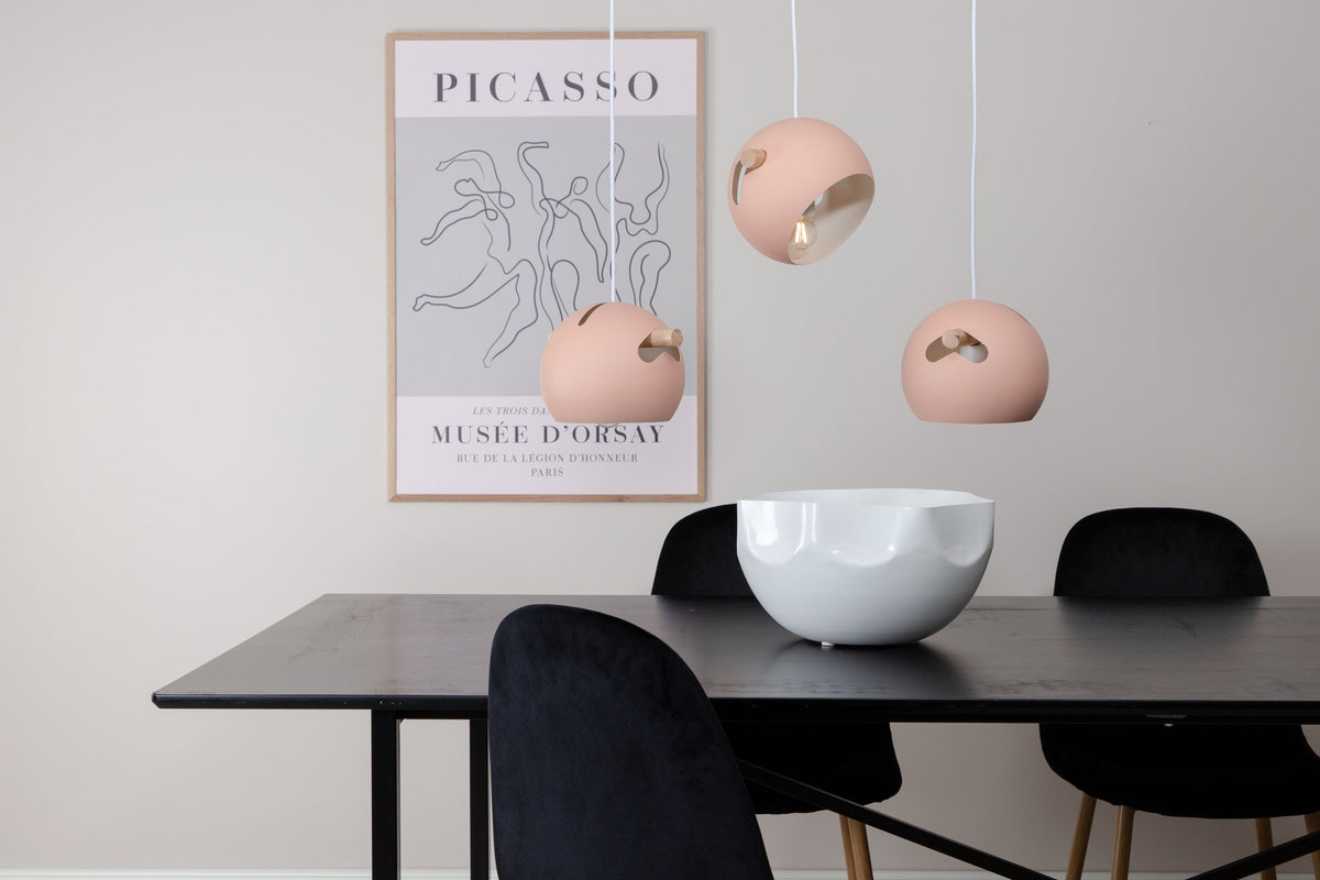 Tubbie Pendelleuchte in Altrosa präsentiert im Onlineshop von KAQTU Design AG. Pendelleuchte ist von Venture Home