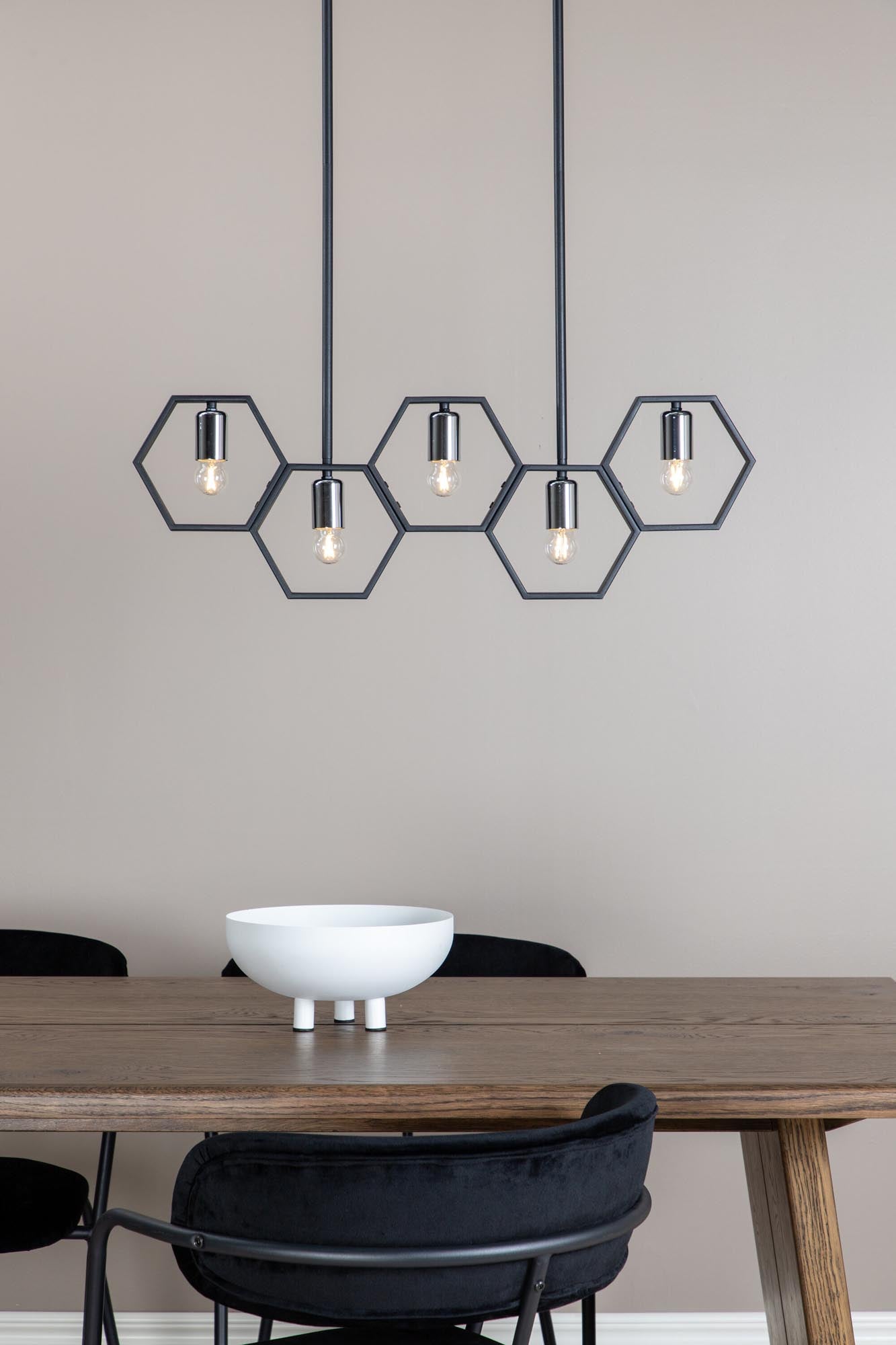 Queen B Pendelleuchte in Schwarz präsentiert im Onlineshop von KAQTU Design AG. Pendelleuchte ist von Venture Home