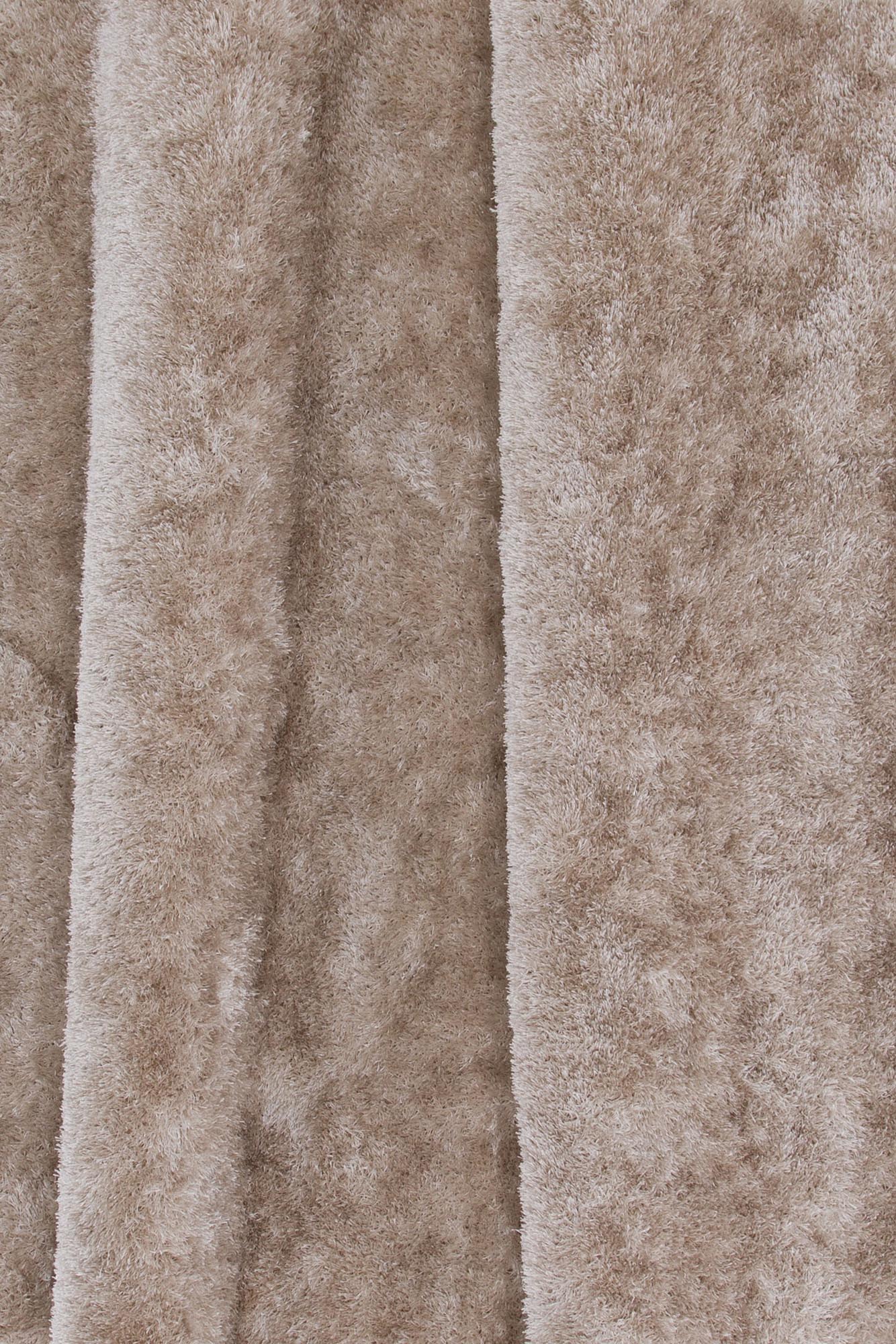 Mattis Teppich: Elegantes Design in Anthrazit für moderne Räume.