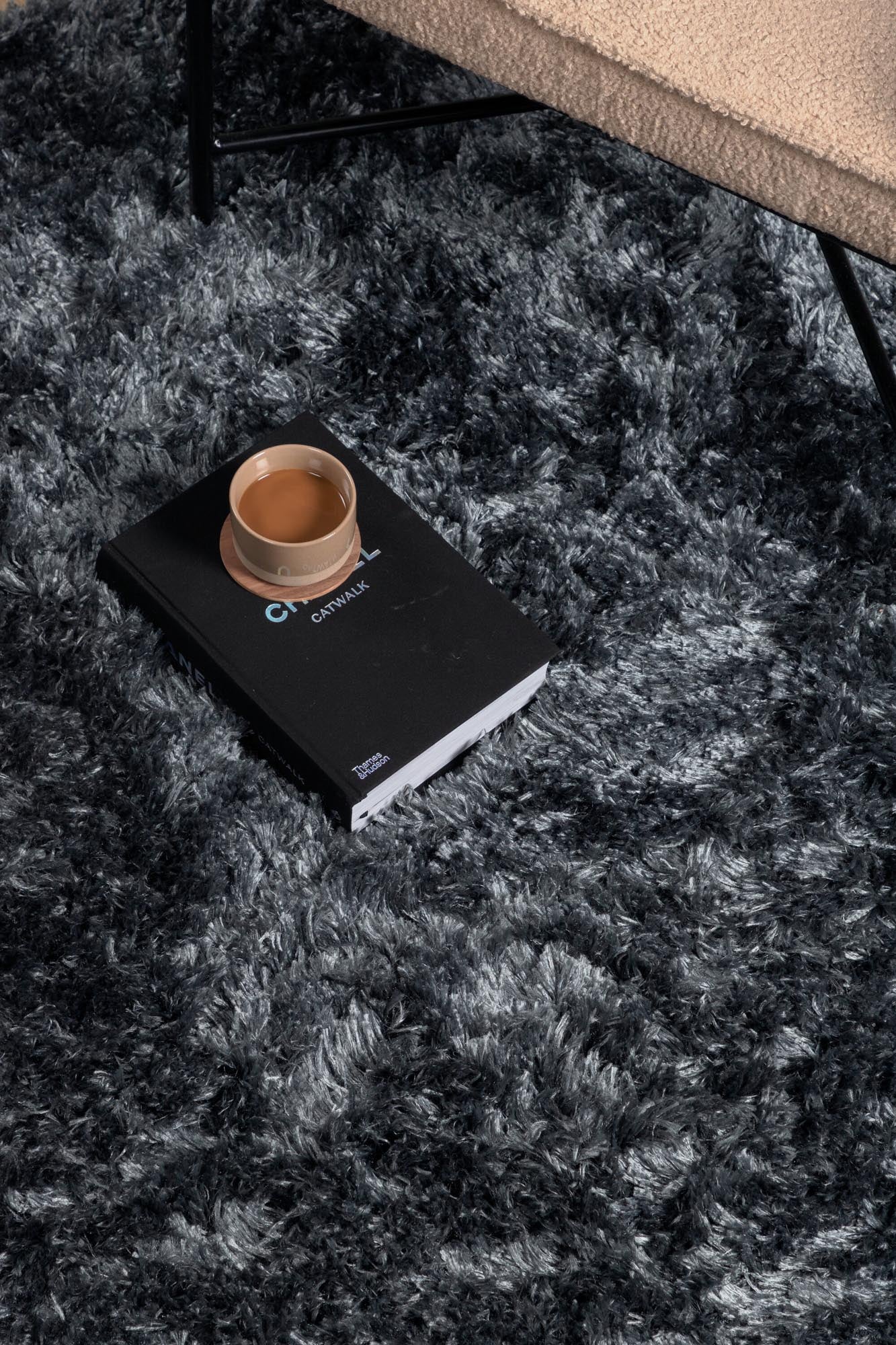 Natta Teppich: Stilvolle Akzente für Ihr Zuhause von Venture Home.