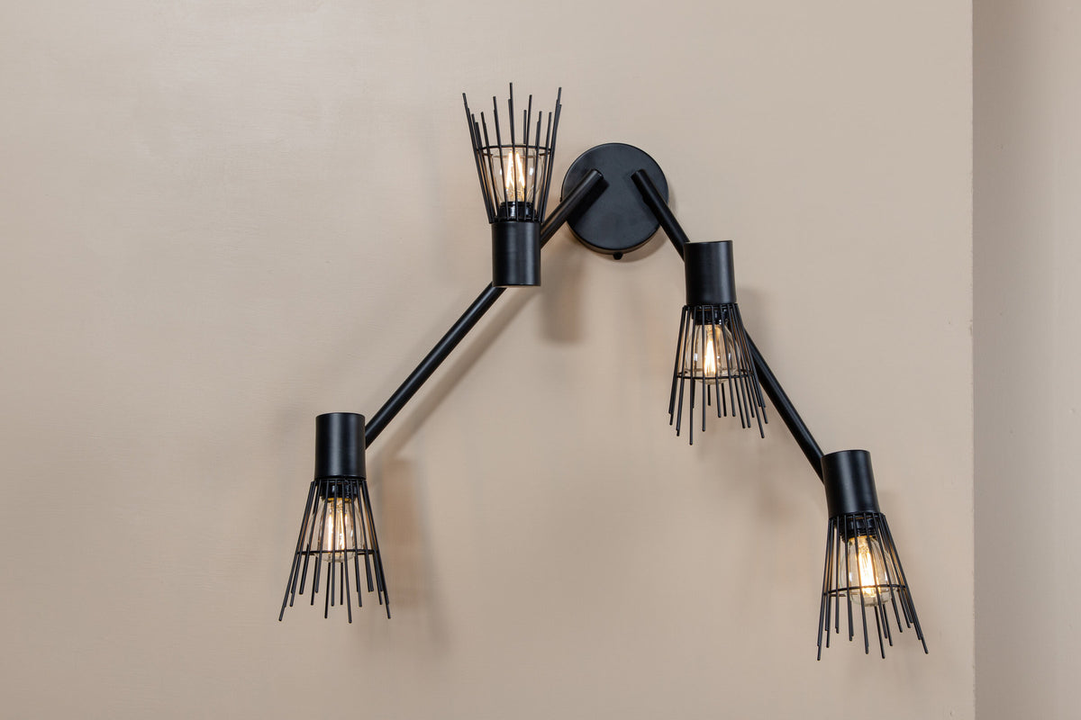Pico Wandleuchte in Schwarz präsentiert im Onlineshop von KAQTU Design AG. Wandleuchte ist von Venture Home