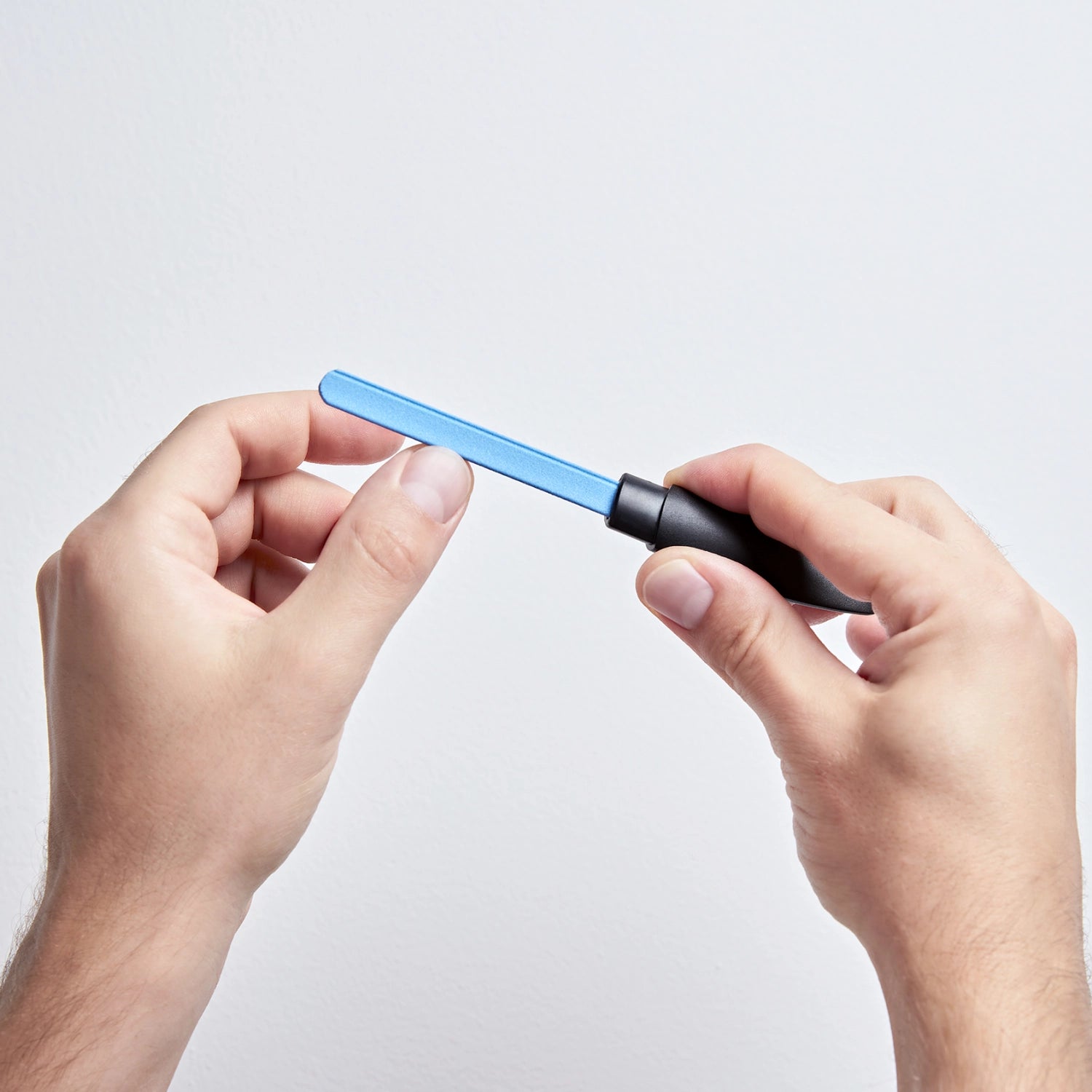 Die Twinox Keramik-Nagelfeile von Zwilling Beauty bietet langlebige Qualität und präzises Feilen für gepflegte Nägel. Hygienisch und ergonomisch.