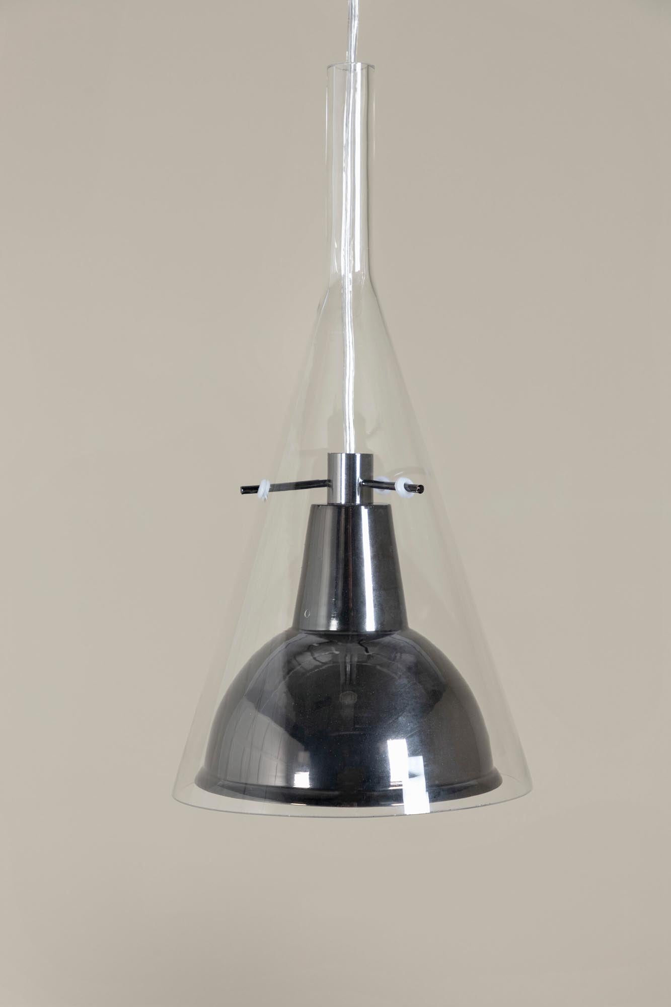 Sirius Pendelleuchte: Stilvolle Beleuchtung für moderne Räume.