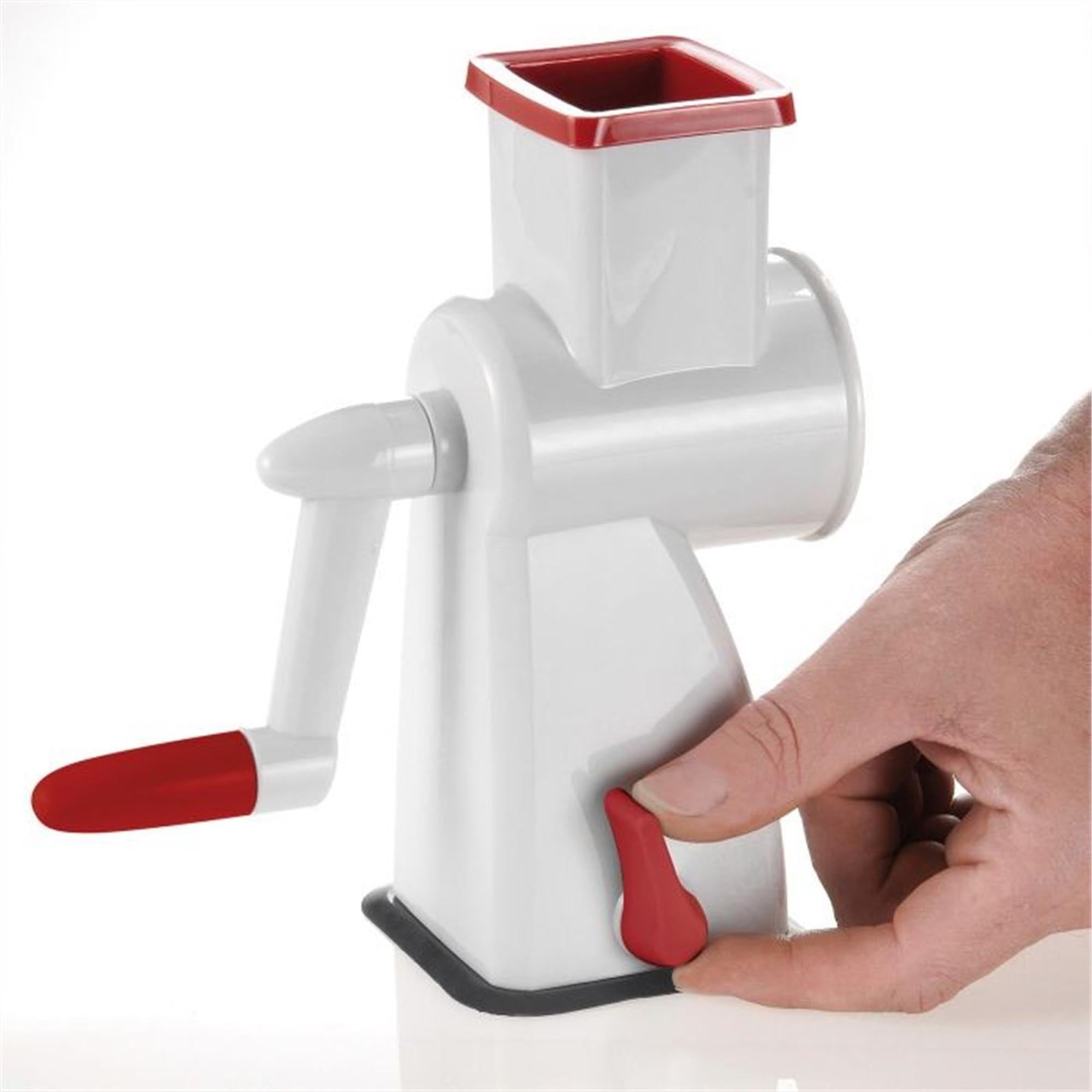 Praktische Mandelmühle von Westmark in Weiss, kompakt mit den Massen 9x16,5x19 cm, ideal zum Mahlen von Mandeln und Nüssen.