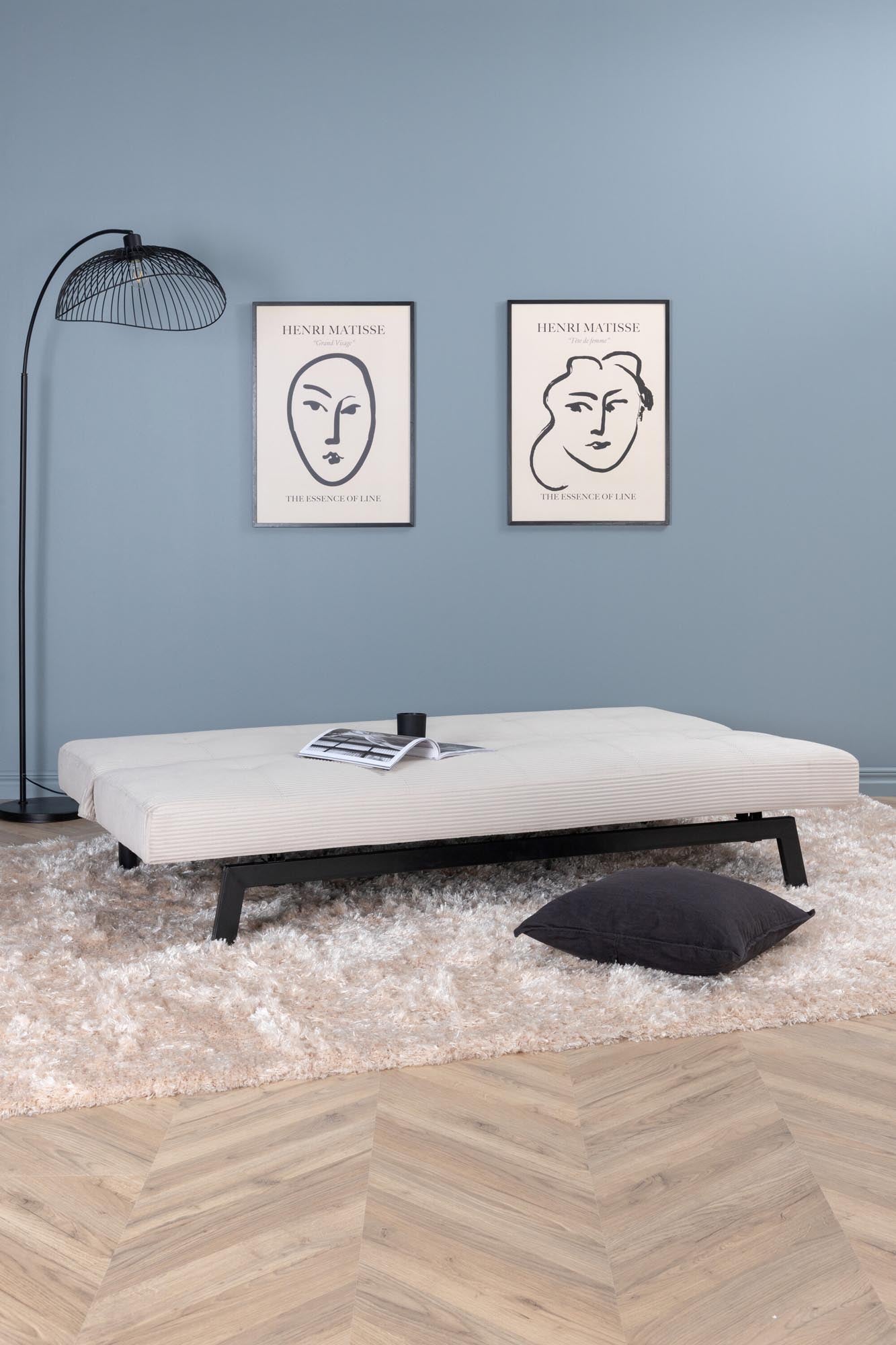 Bodil Sofa in Beige präsentiert im Onlineshop von KAQTU Design AG. Bettsofa ist von Venture Home