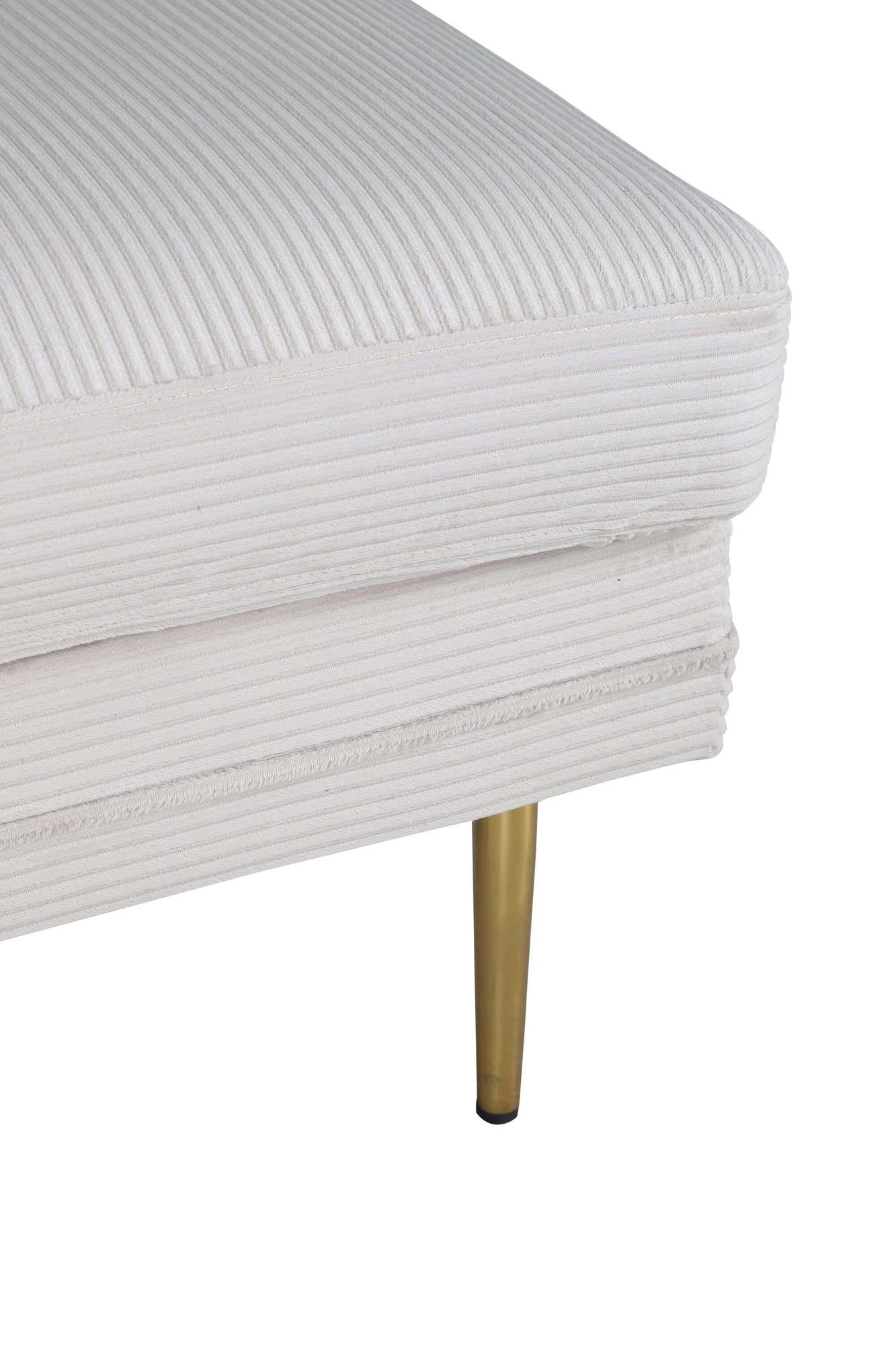 Boom Ottoman / Pouf in Beige präsentiert im Onlineshop von KAQTU Design AG. Ottoman ist von Venture Home