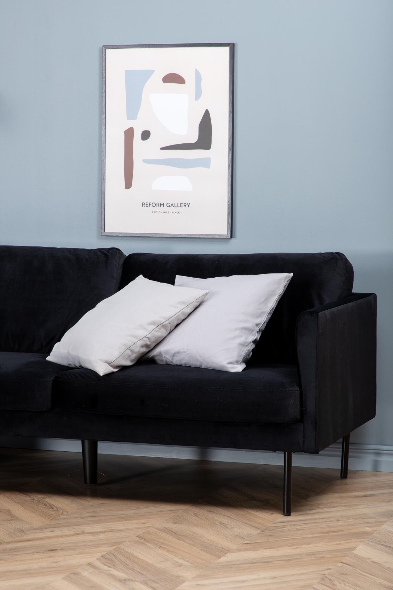 Zoom 3er Sofa in Schwarz präsentiert im Onlineshop von KAQTU Design AG. 3er Sofa ist von Venture Home