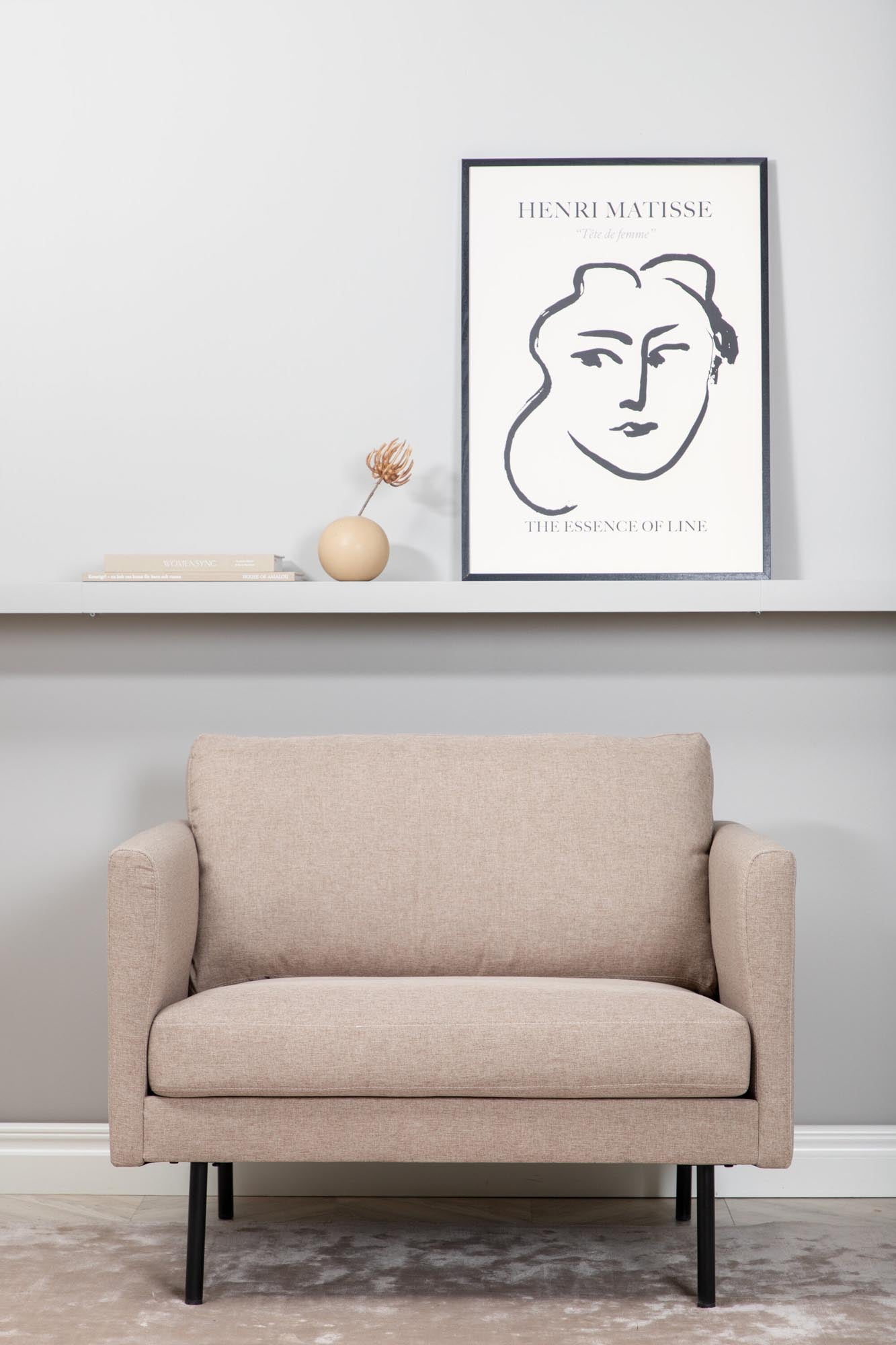 Zoom Sessel in Beige präsentiert im Onlineshop von KAQTU Design AG. Sessel mit Armlehnen ist von Venture Home