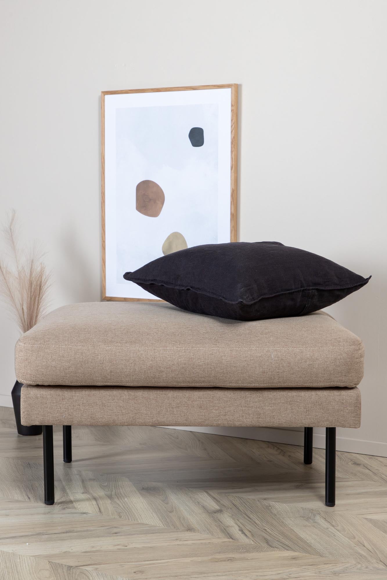 Zoom Ottoman / Pouf in Braun präsentiert im Onlineshop von KAQTU Design AG. Ottoman ist von Venture Home